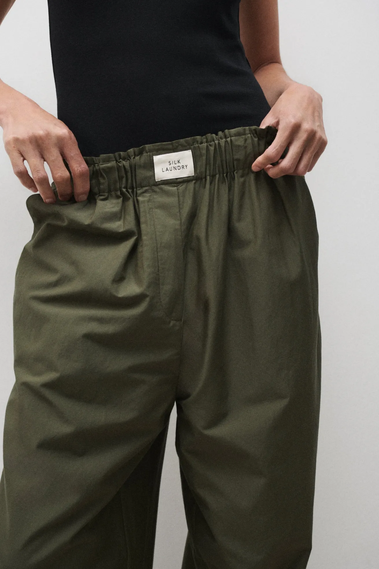 COTTON SILK PAPER BAG PANTS PINE